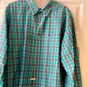 XL men’s long sleeve button down shirt by Izod